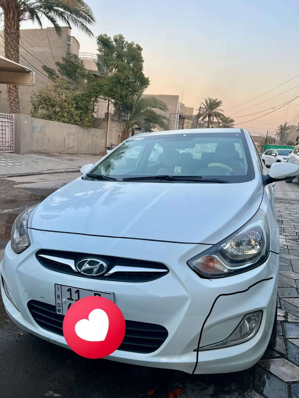 سلام عليكم اكسنت موديل 2014 على وضع الشركه بسمنه رقم بغدادالسياره جديده ماشيه 60 حقيقي السياره فول محرك 1600 دبل قطره برغي ممفتوح بيهه موصفات السياره فتحه اربعه دسك خمسه ويلكب خمس تجاوي بيهه طخه بل باب ومشر عليه صبغ للستفسار الاتصال *********** مكاني بغداد
