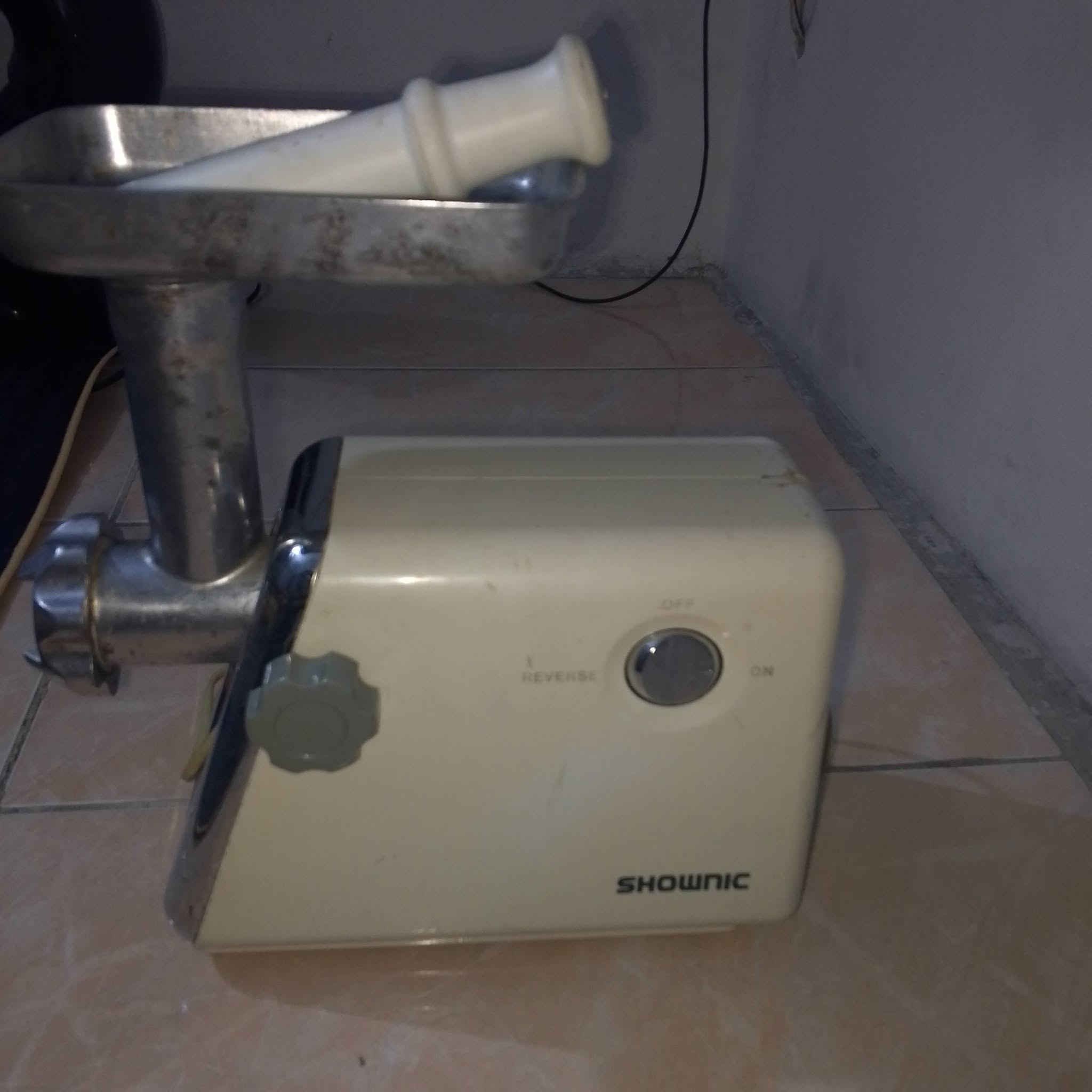 غراض منزليه كلمن وسعره مكان بغداد مشتل سعر على خاص


**إذا كنت صاحب هذا الإعلان وتريد حذفه لأي سبب، رجاءا أرسل رسالة إلى الدعم الفني**