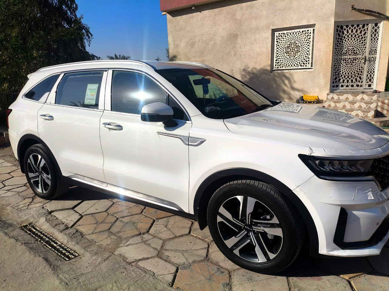 السلام عليكم 
كيا سورنتو ٢٠٢٣ كفاله عدا بالداير الوره قدر صبعين والبقيه كفال كير محرك مكلف بالنشر للاتصال *********** البصرة, العراق
