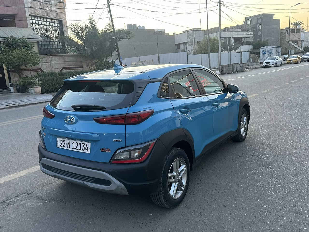 سلام عليكم للبيع كونا موديل ٢٢ نص مواصفات حادث موضح بالصور بدون دواخل ايرباك استيرن وراجع سستم  السياره مكفوله غير الحادث مال امريكا بأسمي تحويل وكاله مضمون محرك 2000 دوش بجم كبس مكاني بغداد الكاظميه السعر ١٤٨ وبي مجال للشراي يتصل ***********
