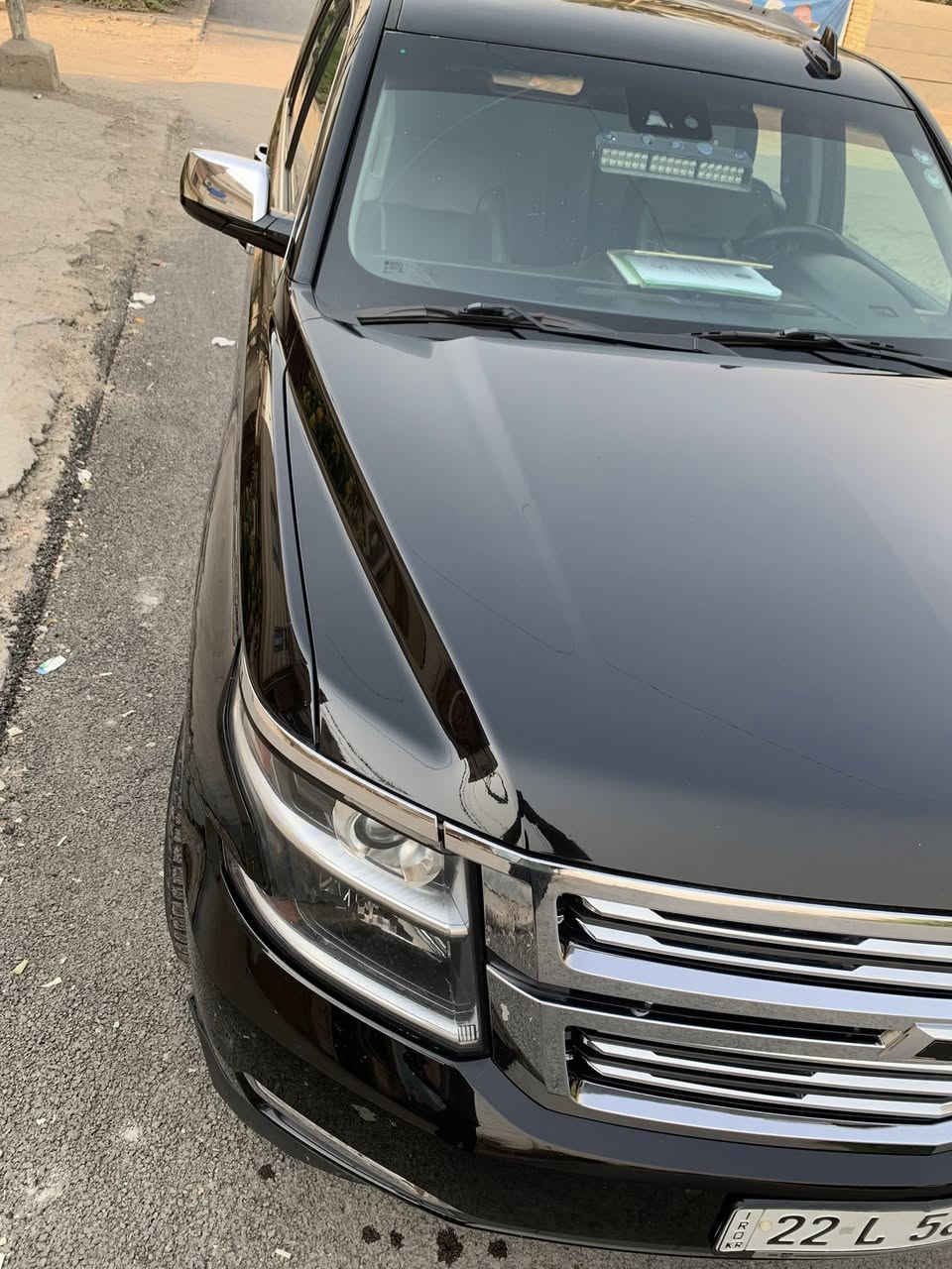 السلام عليكم
تاهو موديل 2019 LT  كلين تايتل بدون صبغ شرط 
فول مواصفات عدا البصمه 
فتحه كشنات جلد تدفئة كشنات 
شاشه كليره قاصه 
صندوك كهربائي 
سياره نضيفه كلش 
بيها بارد باب السايق وبيها طخه ب صندوك ع وضعها ممعدلها 
اخوان السيارة  كلش حلوه ونضيفه 
رقم اربيل باسمي تحويل ثاني يوم 
مكان بغداد الدورة 
الاتصال ***********
