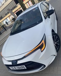 كورلاموديل2024 ماشيه     20 K🚘 جديده جداا بحالة الوكاله  ♦️فول مواصفات...