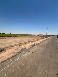 تجاري سكني • سند ٢٥ • ١٠٠٠م