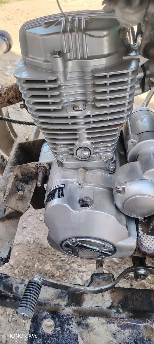 سلام عليكوم ستوته لبيع كلك مكفوله من سرقه محرك صار ١يومين من بدله كهربيات كلهه شغاله تشتغل سلف شغله وروح الله شاهد ما نقصهه شي مكاني بابل قضاء الكفل سعر  850 رقم ***********
