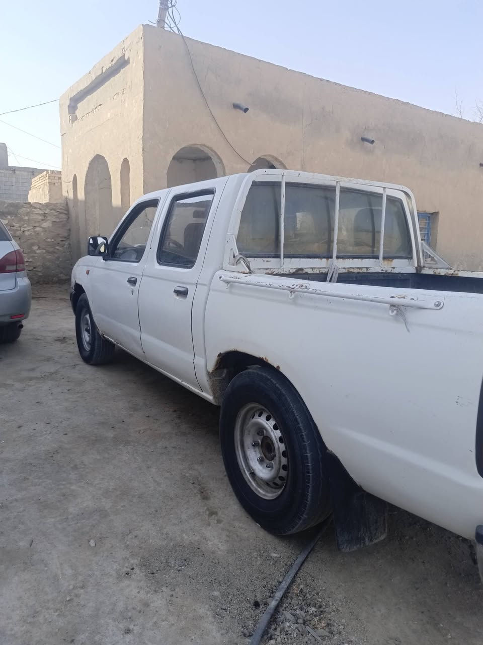 السلام عليكم نيسان صيني للبيع مكلوبه ومصلحه المديل 16 رقم مثنئ بسمي ‏‪***********‬‏
