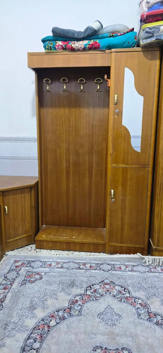 غرفة مستعملة للبيع المكان القاسم/حي العسكري
السعر ٦٠٠ ألف وبيها مجال.
للاتصال /***********
