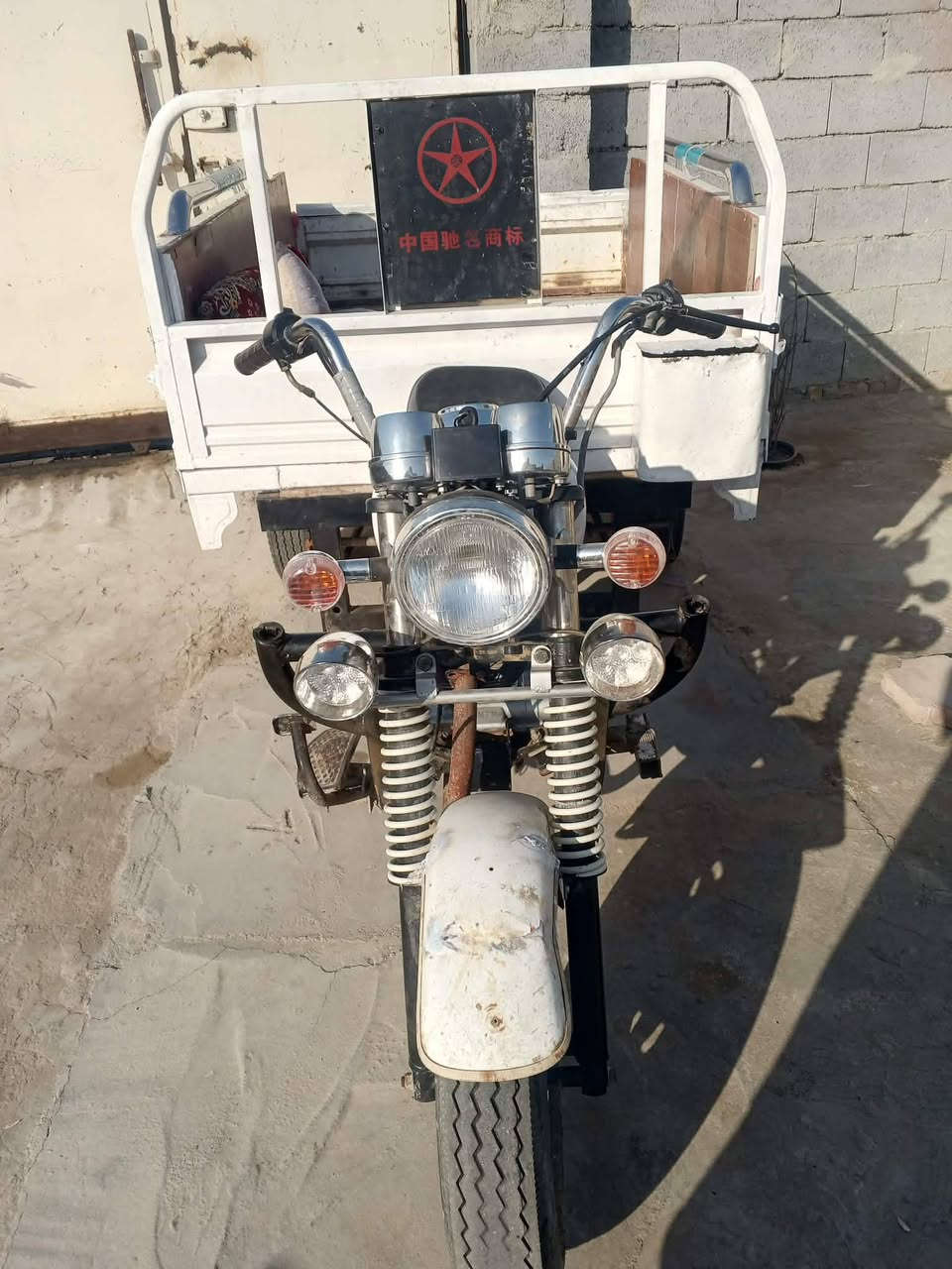 19 مكينه برقي مامفتوح بيها جاهزه ونضيفه كلك مكفوله عشائر السعر 900 مكاني دوايه دوايه ‏‪0781 524 0818‬‏
