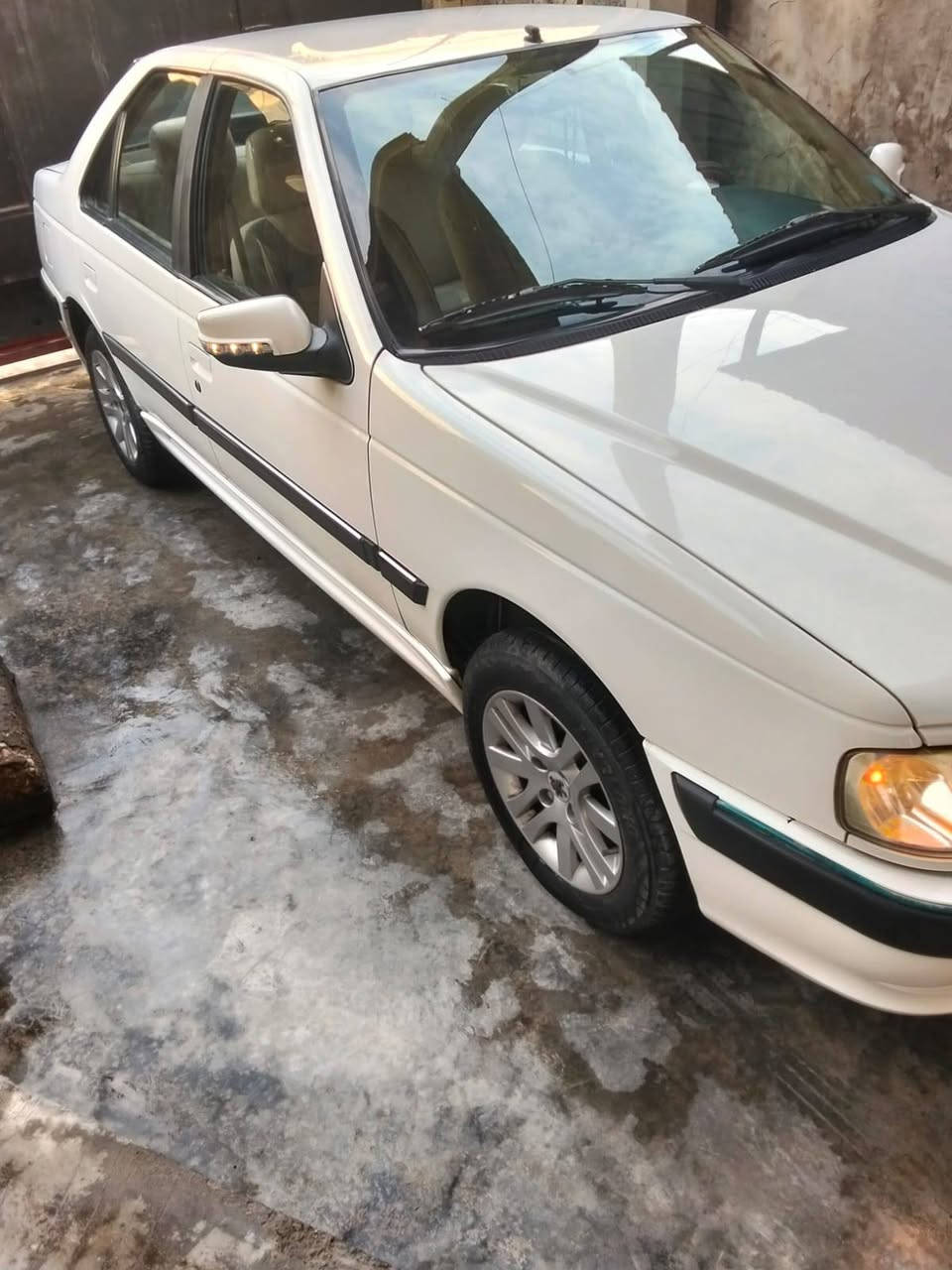 بارص 2022 نهايتها رقم بغداد سيارة على وضع الشركة كفالة عامة حتى من الرصعة ماشية 55 الف دوشمة عامة ارضية وكشنات وتنته وبيبان سبير مانازل كفالة عامة ب 77 وبيها مجال مكانها بغداد الأمين  ***********
