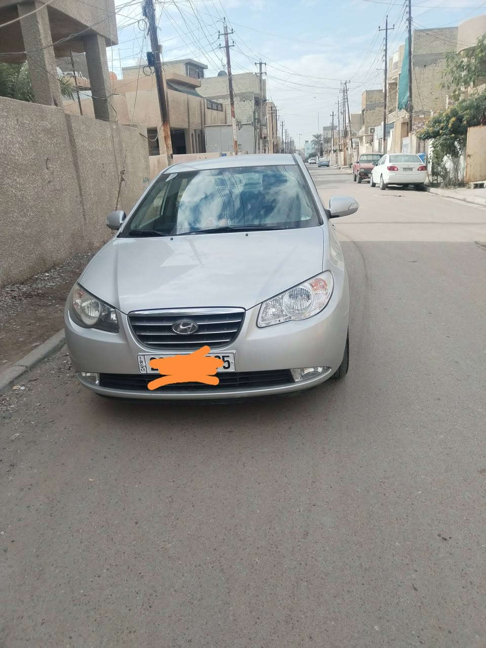 سلام عليكم لنتره افانتي ٢٠١٠ سياره دخول جديد شرطه بعده بريحة لشركه سياره ماشيه قليل وجديده حيل تخم تاير حداديه محرك كير تبريد تدفئه رقم سنويه على شاصي سياره حساسات خلفيه كشنات تدفئه تحكم سترين مري شفط سياره جاهزه على اخر سعر ٤٢ مكاني بغداد رقم***********
