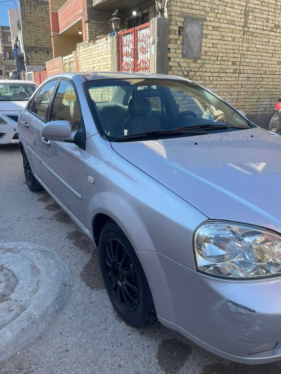 السلام عليكم دايو لاستي مديل ٢٠٠٧ مصبوغه عام اثر جراد 
مكينه كير صدر خير من الله جامه جديده باتري جديد دوشمه جديد رقم بغداد الجديد سعر ٦٢ بيه مجال مكاني بغداد الشعب السريدات رقم *********** مكلف بنشر اتصل
