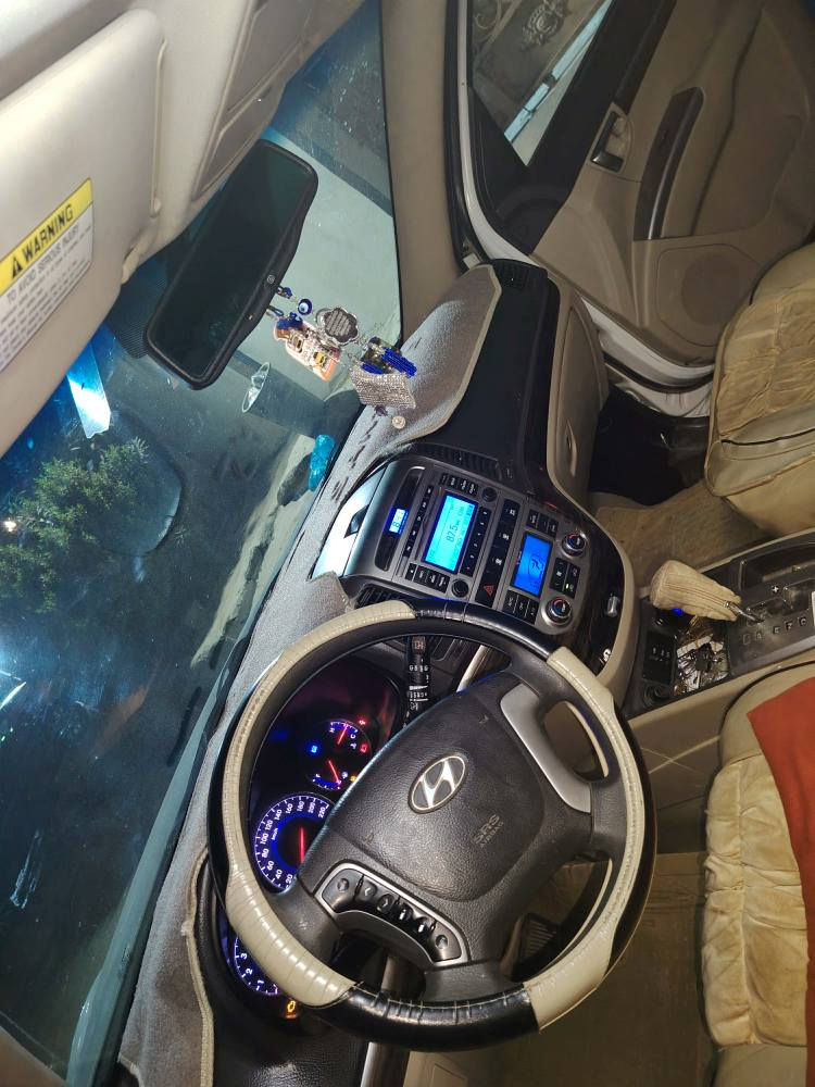 بيع و مراوس سنتافي 2012 خليجي فول مواصفات
كلين فقط شبر باب مصبوغ 
سنوية بسمي و بي دفتر بنزين
مكان داقوق كركوك سعر 165 مجال كركوك, العراق


**إذا كنت صاحب هذا الإعلان وتريد حذفه لأي سبب، رجاءا أرسل رسالة إلى الدعم الفني**