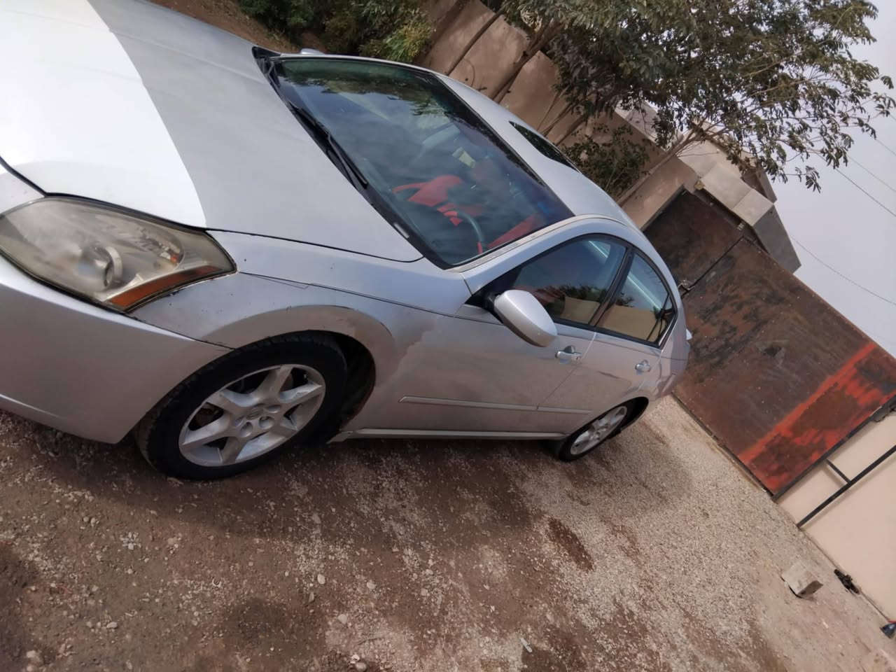 نيسان مكزما 2008 سياره جاهزه من كلشي 
بيها قطعه وحده كلير بدون صبغ سياره رقم بغداد جديد مكينه كير مكفولات مكانها ديالى سعرها 67 وبيها مجال 
***********
