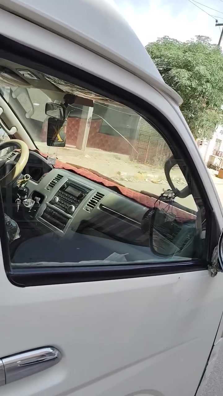 السلام عليكم
سياره فتون عاليه h2 سياره جديده ودوا خله جدد مكينه كير اكسن جدد كهربائيات شغاله تبريد شغال عوزه بس غاز 
ملاحظه  السياره غاز بانزين مكانه ناصريه مركز السعر 60وبيه مجال ملاحظه السياره بدون رقم 
للاستفسار الاتصال بالرقم ***********

