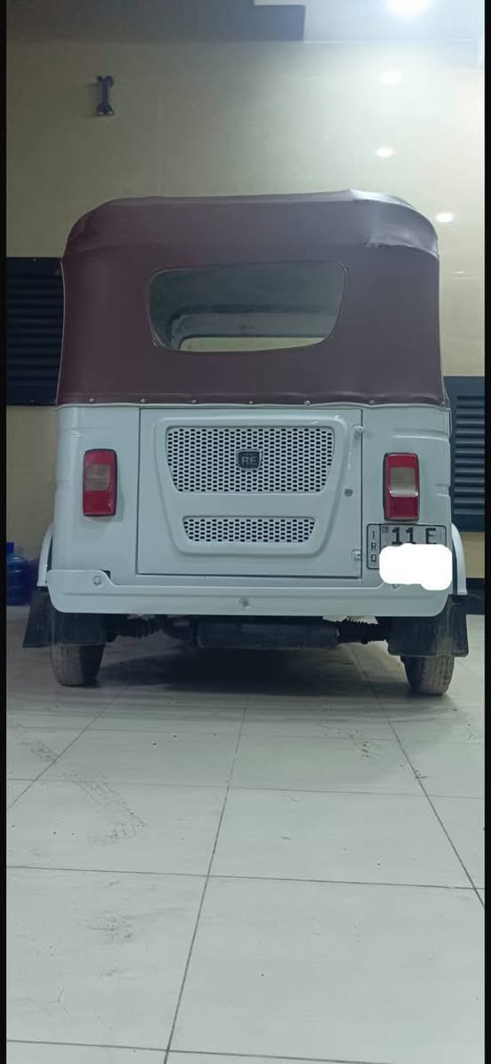 السلام عليكم تكتك للبيع 2022رقم بغداد بسمي تحويل ثاني يوم لمحرك مجفت بوشه وبستم فقط وبيه لغد ليمن مصبوغ وصفه ليسره مصبوغه تكتك خير من الله جاهزه مال شغل مابيها اي نقص سعر 7،250  وبيها مجال بسيط مكان بغداد دوره شارع ستين مامتواج عل فيس ***********
