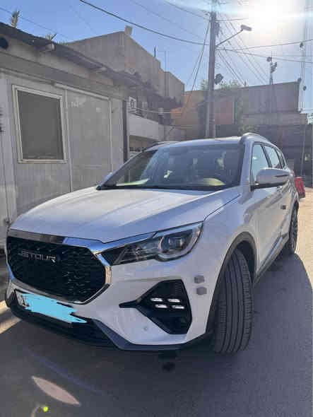 جيتور X70 – فول مواصفات / 7 راكب
📆 موديل: 2026
📍 الرقم: بغداد – ملك صرف باسمي / تحويل مباشر

✨ المواصفات والحالة:
• السيارة مكفولة من الخدش
• ماشية فقط 233 كم (قابلة للزيادة) — بحالة الزيرو
• نظيفة جداً وخالية من أي ملاحظة
• 7 ركّاب (مناسبة للعائلة)
• شاشة كبيرة + نظام ترفيهي حديث
• كاميرا ٣٦٠ + حساسات امامي خلفي
• كروز كونترول
• فتحة سقف بانوراما
• إضاءة LED حديثة
• محرك اقتصادي 1500 تربو وأداء ثابت
• تحكمات ستيرن + بلوتوث
• تكييف ممتاز أمامي وخلفي
• بصمة تشغيل
• كير أوتوماتيك ناعم جداً

💰 السعر: 26,600,000 مليون دينار
✨ (26,600,000)

📍 المكان: الجادرية

📞 للتواصل: *********** بغداد
