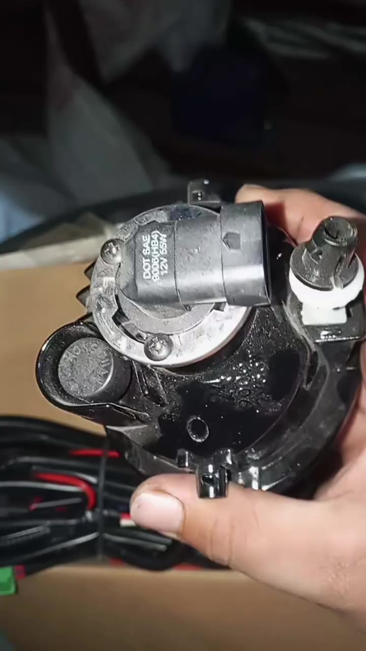 سلام عليكم
بلوجكتر حديد وكلشي بي حته جذيله مالته وكلوبات أمريكي الصنع 

وتساب للتواصل ***********
