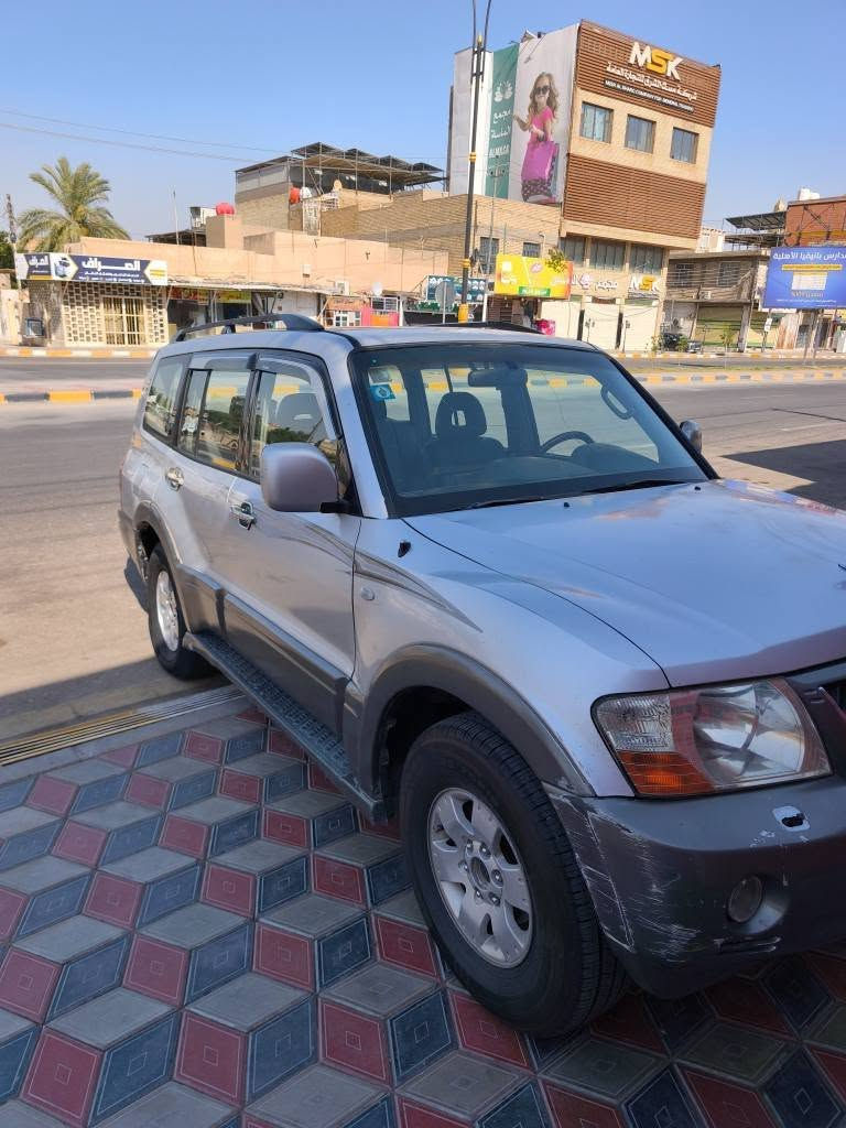 محرك ٣٥٠٠ 🚀
رقم بغداد انكليزي #️⃣ 
بيها منظومة غاز سائل حكومية ⛽
السيارة جاهزة ونظيفة
تبريد شغال ❄️
السونار موجود مع الصور 📋
رايدها ب٧٠ ورقة وبيها مجال بسيط جدا 💲
مكان السيارة النجف الأشرف 📍
للاستفسار الاتصال على الرقم *********** غير متواجد على الفيسبوك 📞 النجف, العراق
