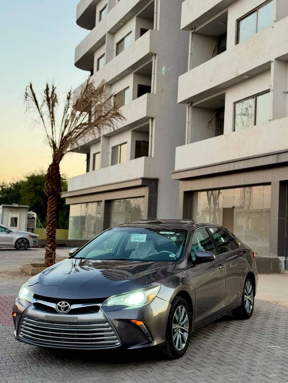 ســـــஓـــــلام.  عـــــஓــــليكم
للبيع و مراوس حســب قنـاعـة ✅
TOYOTA CAMRY  _ 🦅 
مــودیل _ 2016 _   Xle .
يعني فول فول 🐎.
شحن لاسيكي _ سلايت _ بصمة . بصمة ابواب _ كشن جلد كهربائي _ كشن هيتر _ رادار 360_ لايتات بلاجكتور كل زينون اصلي _ تحكم استيرن _ كامرة_ كير اوتو و عادي 🐅.

رقم سلیمانیە  
سنوية شغلات كل جديد 🆕 
دفـتر بانزین 🫶🏻./
شرط تحويـل غرامة 

تبريد ثلج بدون عيب بشرط 

سيارة حيل نضيفة مال بيت 🏡 
مابي مصرف ديــنار 

احلا من صورة 👌🏻./ 

كير محــرك  صدر تايرات كل بشرط 
                        
 ضررها صبخ عام بدون دواخل لا مكلوبة ولا مرتجية صابخي جمالية لن اشوية جارد لونة 🤍.

سعر 122 بية مجال للطيبين 

مكـان سـيارة 🚙 كـركـوك حـبيبة 
رقم موبايل 📲 ***********
***********
***********
واتس اپ 🤍. كركوك, العراق

