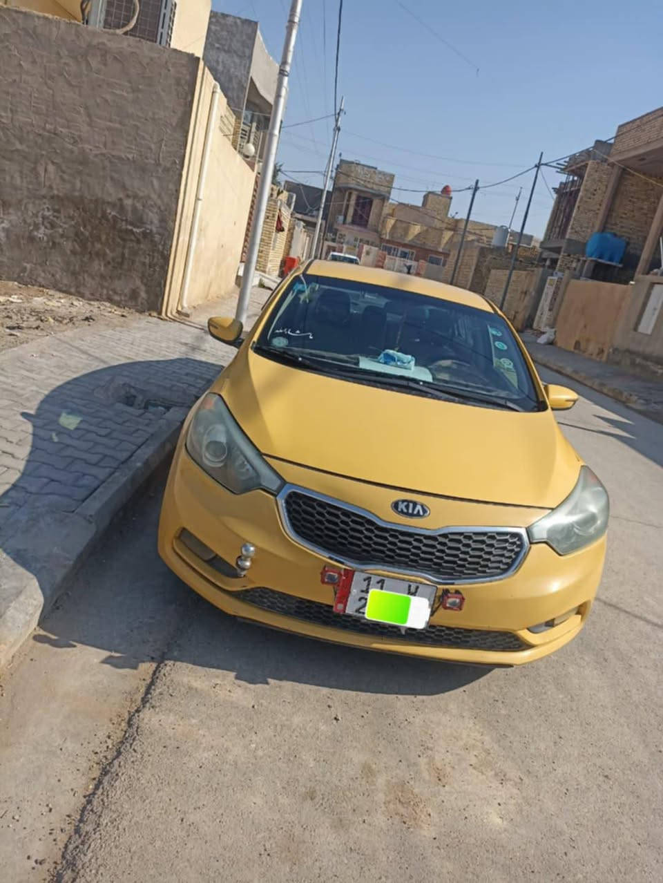 فورتي 2014 جاهزه من كلشي باسمي مصفره تحويل ثاني يوم حادثها جاملغ امامي فقط الباقي ليبل واحد مكاني كوت 110 وبيها مجال خاص او ***********
