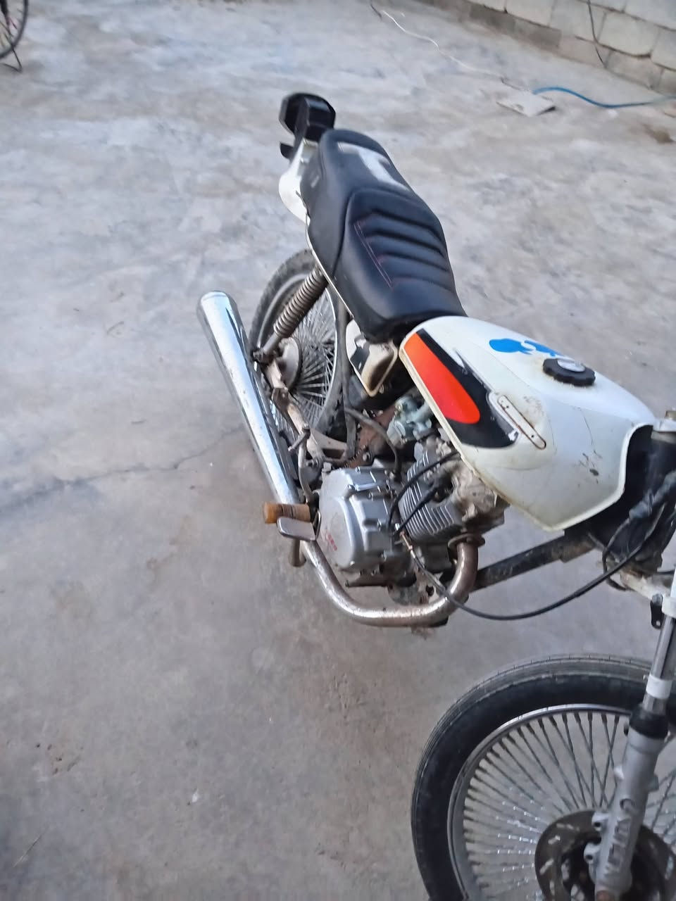 للبيع تايكر موديل 21 مفتوحه مره وحده اكفلك سرقه لاتبخير ولا تنقيص السعر 250 وبيه مجال بسيط خاص مفتوح ومخابره ***********
