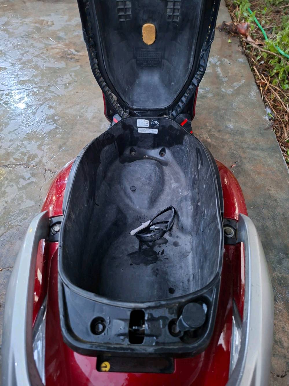 هوندا ليدي حديث
السلام عليكم هوندا ليدي حديث ما مفتوحه 
و هاي صورها كدامكم السعر 11 ورقة ونص العنوان سامراء
للاستفسار اتصل ***********
