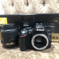 Nikon 3200 • عدسة 18-55 • تراوس بمايك