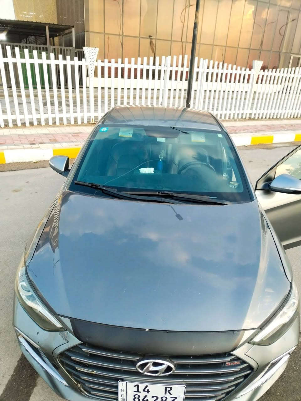 النترا موديل 2017 #سبورت #رياضيه
#وارد امريكي
سياره داخله كلين بدون حادث
سياره ليبل واحد ما عده البنيد وجامغ الأمامي صبغ
رقم بصره دولي
#بسمي سنويه ل2031 تحويل ثاني يوم 
مواصفات السيارة
# محرك 1600 تيربو
# كير عادي 7 نمر
#ويل 18 رياضي
#كشنات جلد وحضن رياضي
مختوم  بعلامه ال sport
#تحكمات استيرن جهتين
#اشاير بلمري بك لايت لد
#لايت زنون اوتو بلاد
#بصمه تشغيل وبصمه أبواب
#شاشه وكامره دواره
#تدفئه كشنات الأمامي
#كزوز رياضي
#دركه استيرن حرف D رياضي
#كيجات رياضي
#داخل اسود مطعم كاربون
#سياره جديده ماشيه 69mil
# تبريد ثلج ❄️ تدفئه حداديه جديده
#السعر 110 وبيه مجال
#مكاني ناصريه ***********
