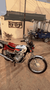 سلام عليكم دراجه اربع كير نامه اصلي شلامجه اصولي اوراق كامله اصولي شاصي ارشه موديل 14 ول تعمير 25 العنوان نجف خلف مسجد السهله السعر 950 للتواصل علا الرقم ***********
