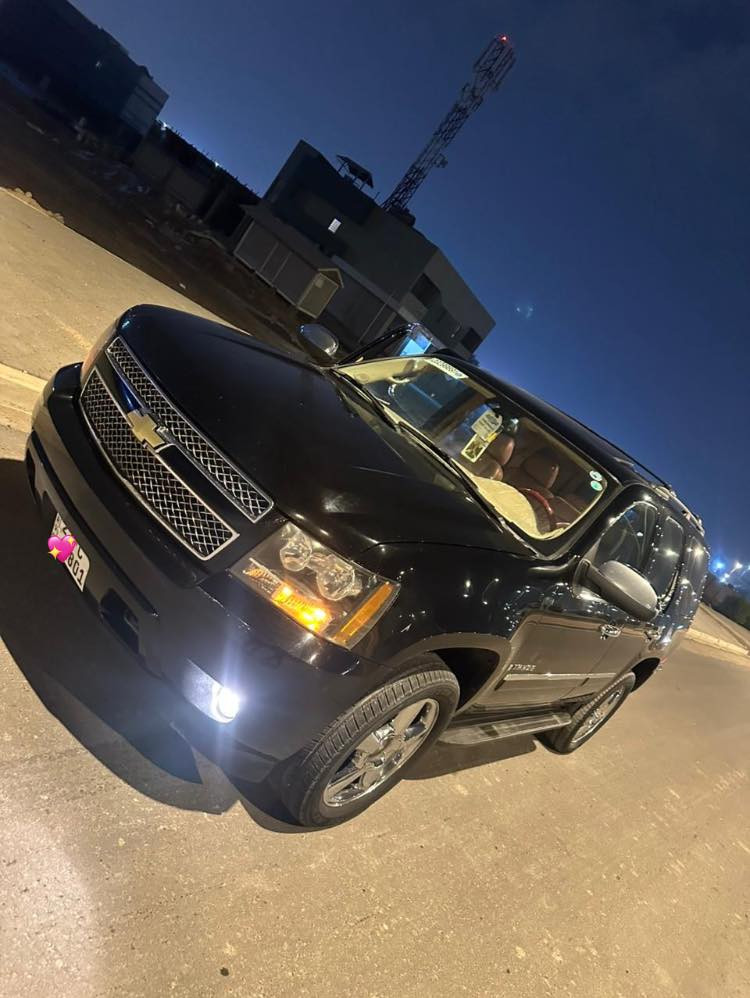 السلام عليكم ورحمة الله وبركاته 
اخوان سياره تاهو 2011 خليجي LTZ كفاله عامه 
مكينه كير حداديه شرط كفاله
فتحة سقف وارد خليجي سياره كارتون 
المكان البصره انا مكلف بنشر 
الرقم *********** رجاءا لموشراي لايتصل
