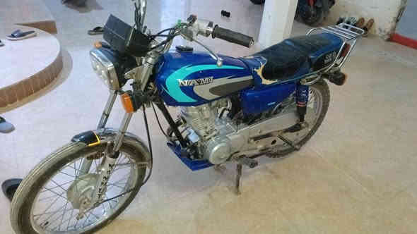 السلام عليكم دراجه نامة ايراني للبيع موديل 20 سنوية تنتهي 2026 شهر 10
مكان البصره/ القرنة/ بني منصور/ النعيم / السعر 1300 
الرقم ***********
