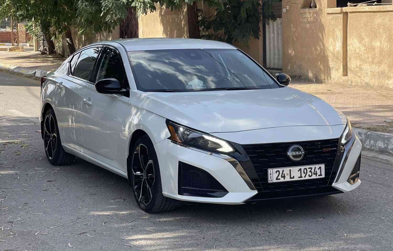 نيسان التيما 2023
فئة SR
سياره كامل مواصفات بدون سلايد 
سياره جديده حيل ماشيه 23 km
سياره باسمي بدون اي نقص بيه قطعه وحده صبغ جامرلغ السايق
1N4BL4CV5PN401304
سعر 172
***********
