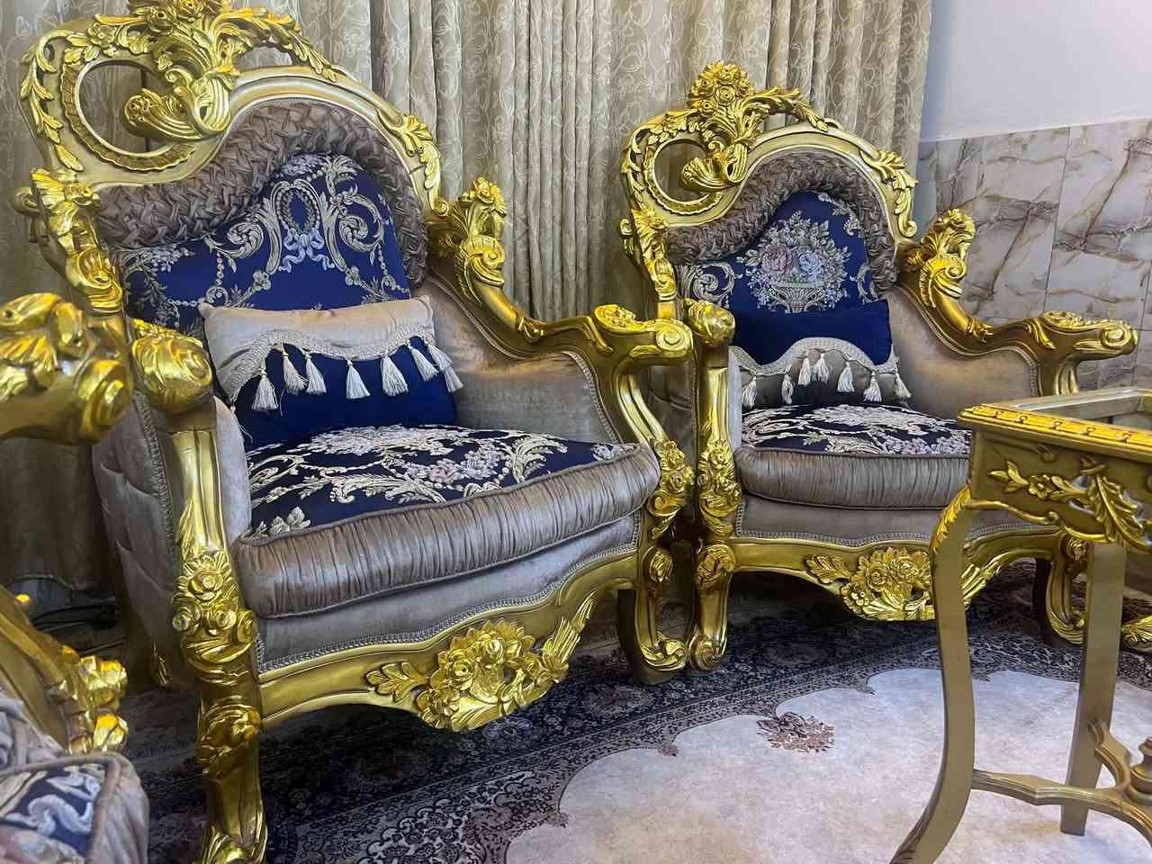 تخم تحفه زان مصري 10مقاعد سيت طبلات مكان المنصور أخو الجديد للتواصل ***********

