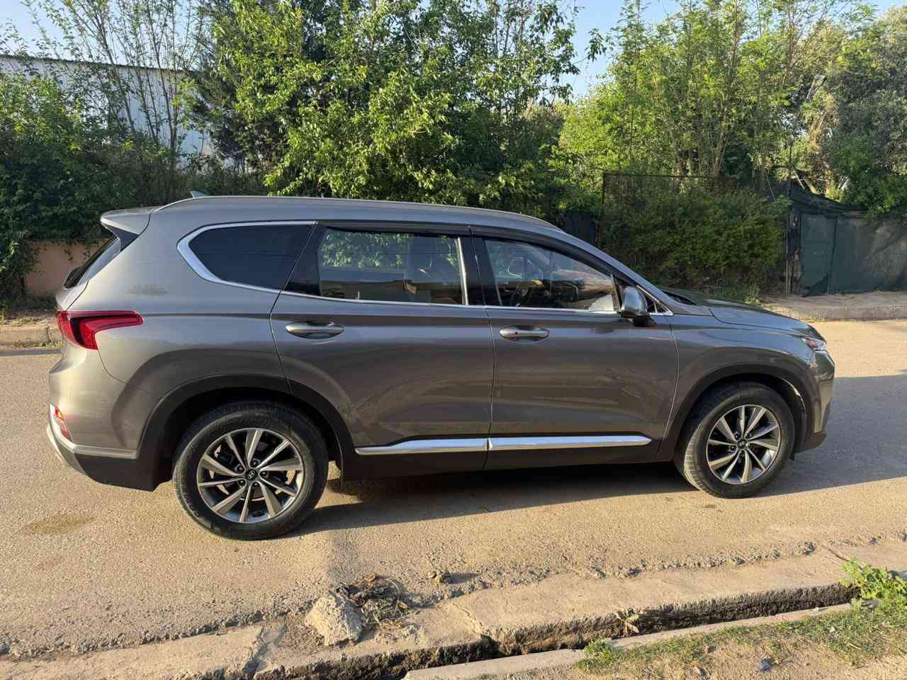 سنتافي 2019 رقم كركوك محرك 2400 GDI فول عدا البانوراما ضرر بونيد بلا داخل  مبدل بلادي  كابون بانزين تحويل ووكاله ***********  مكانها موصل
