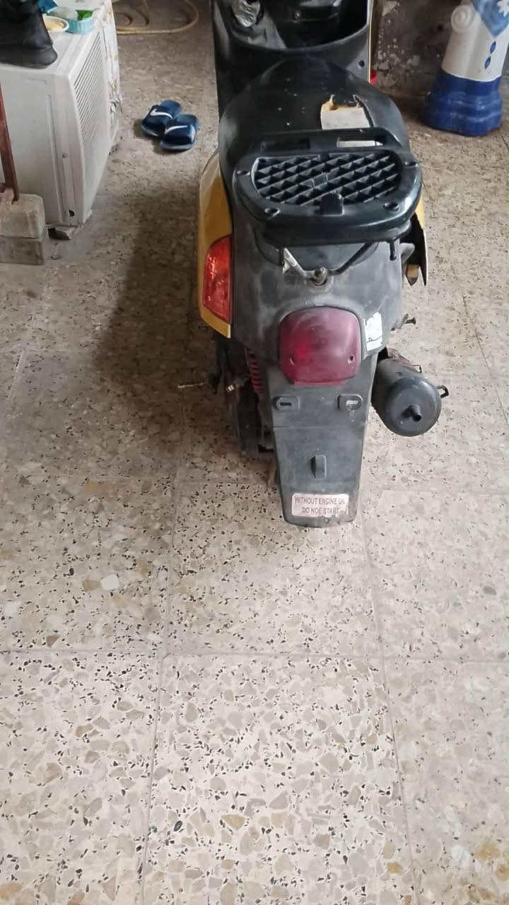 بوليس للبيع نقص كهربائيات  باقي التفاصيل خاص سعر مناسب ***********
