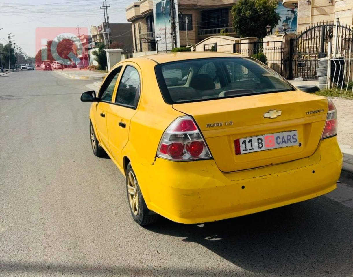 سياره  افيو موديل ٢٠١١ اوتوماتيك الشركه العامه مفكوكه من المصرف كامله  ورقم جديد وهزه جديده سنويه جديده ماعليه اي شي نضيفه جدا مثل ما موضحه بالصور رايده ٦٠ ورقه وبيه مجال للطيبين ***********
