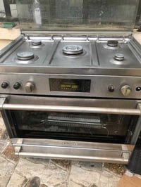 فرن شغال • نار عاليه • مستخدم سنه