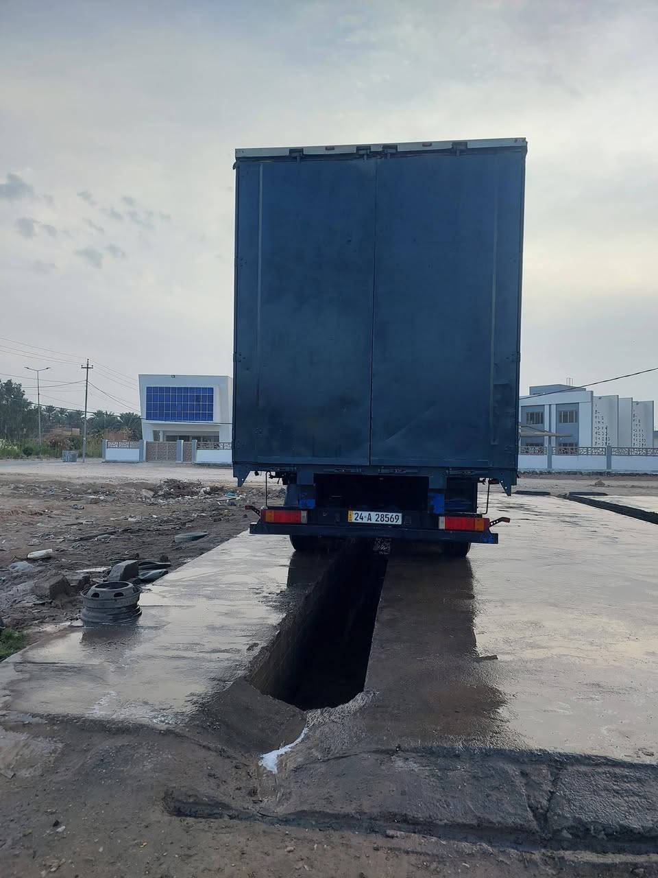 سلام عليكم داف للبيع 2001كير مكينه اكسل جديد تخم تاير مكينه بم ونوزل جادر ثابت ***********مكاني واسط الحفرية
