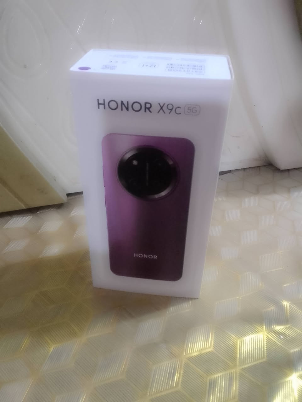 جهاز جديد غير مستخدم ب 100
***********
