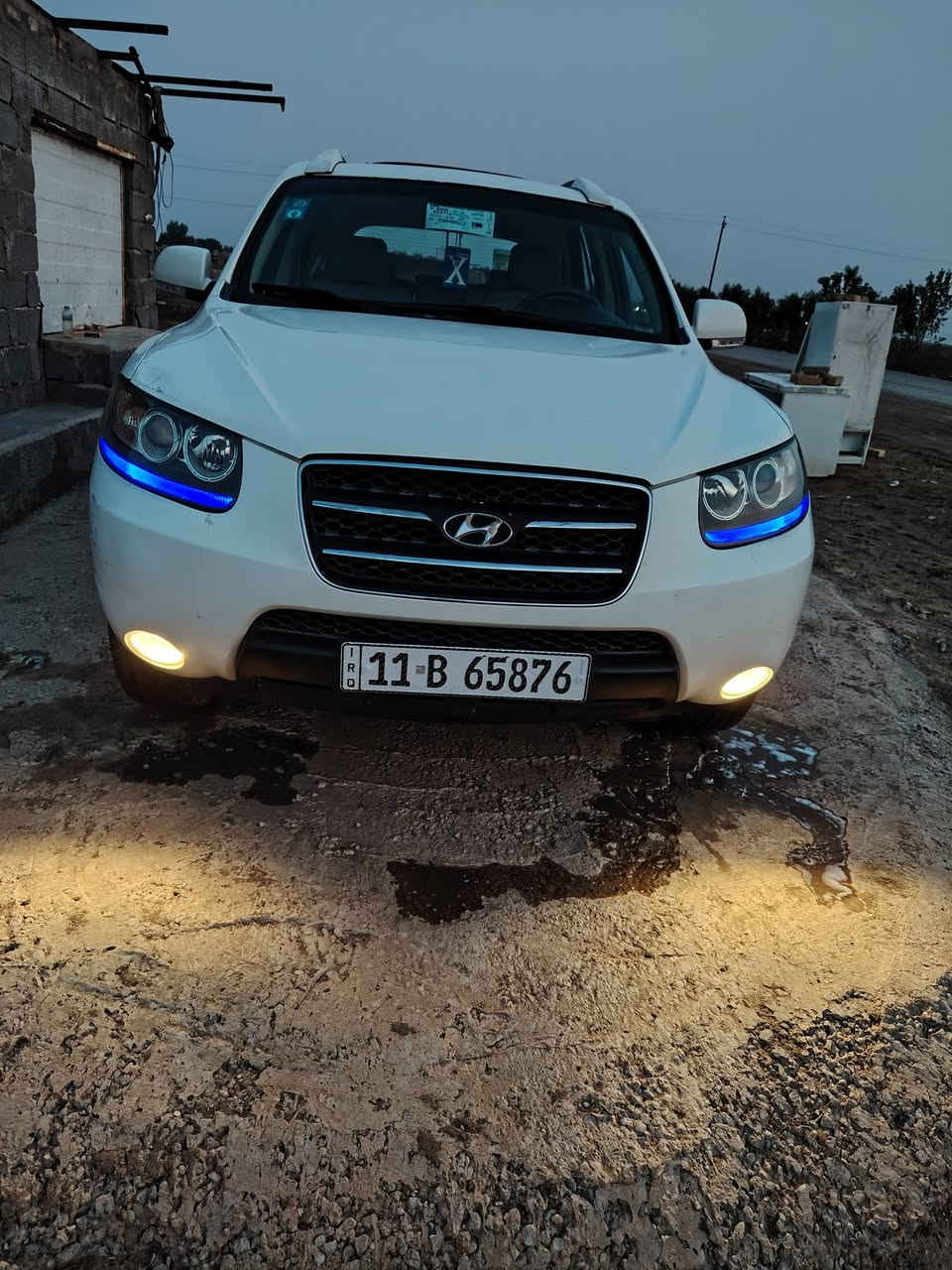 السلام عليكم
سنتافيا موديل ٢٠٠٩ خليجي ٧ راكب ٣ قطع تبريد محرك ٦ سلندر مكفوله سونار موجود 
هزه جديده رقم بغداد دولي بأسمي كير محرك صدر تخم تاير كله جديد مكاني واسط الاتصال على الرقم ***********
