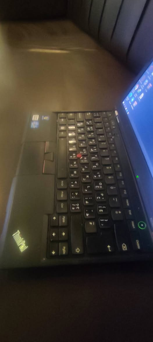 لابتوب لينفو حجم.شاشه 12 موصفاته حلوه بس بطاريته تعبانه كامل.مع شاحنه السعر 60 مكاني سماوه.هاتف
***********
