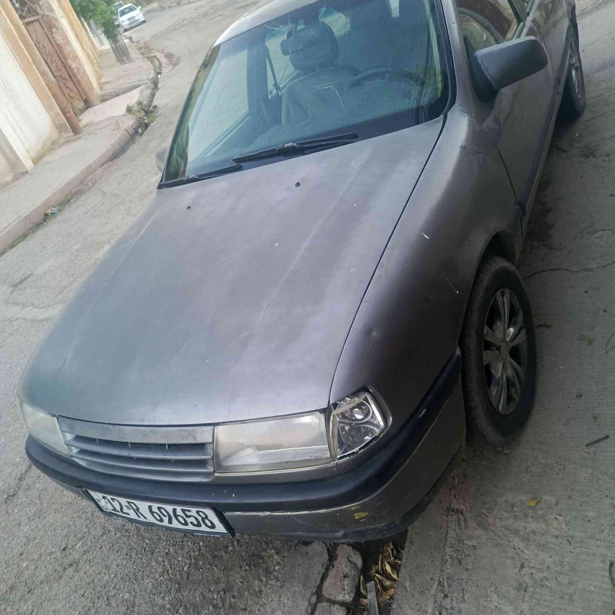 فكترا موديل 90 حجم 20 
كير محرك شرط 
سنويه لي 29 
كابون بانزين 
سياره بأسمي تحويل مباشر 
السعر 36 مجال بسيط


**إذا كنت صاحب هذا الإعلان وتريد حذفه لأي سبب، رجاءا أرسل رسالة إلى الدعم الفني**
