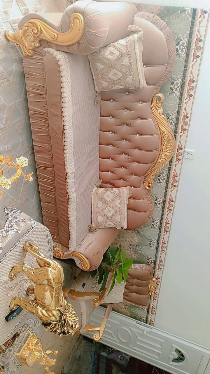 السلام عليكم تخم للبيع نضيف السعر 600وبي مجال بسيط العنوان بعقوبه الرحمه والرقم ***********
