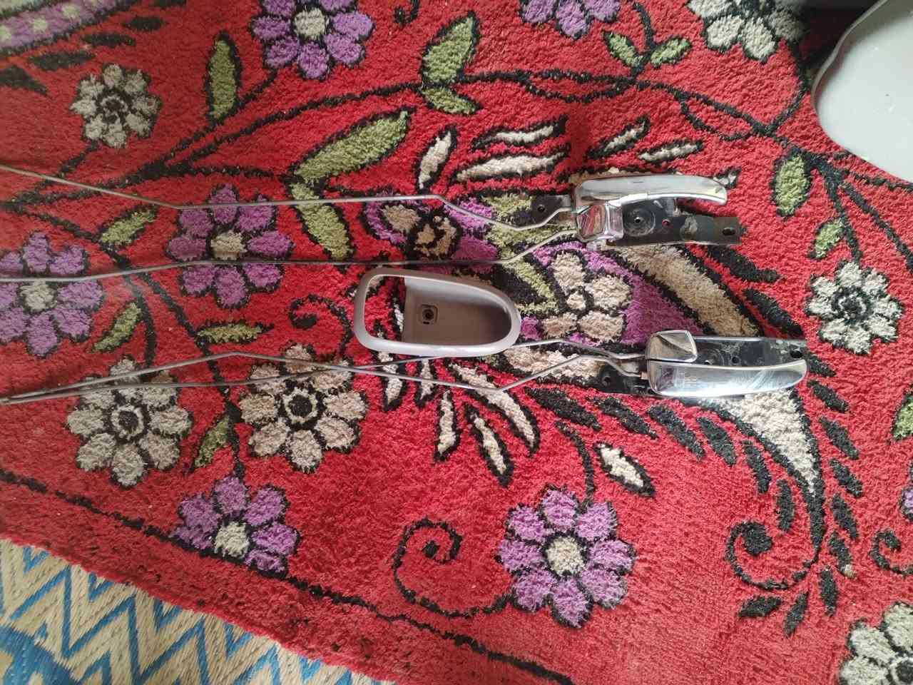 السلام وعليكم
بطانين منقولي يرهم للبريجو صفحتين هنه ودكمهن شغاله  ويدات وسيامه  ب 75 وبيهن مجال مكاني كوت 
***********
