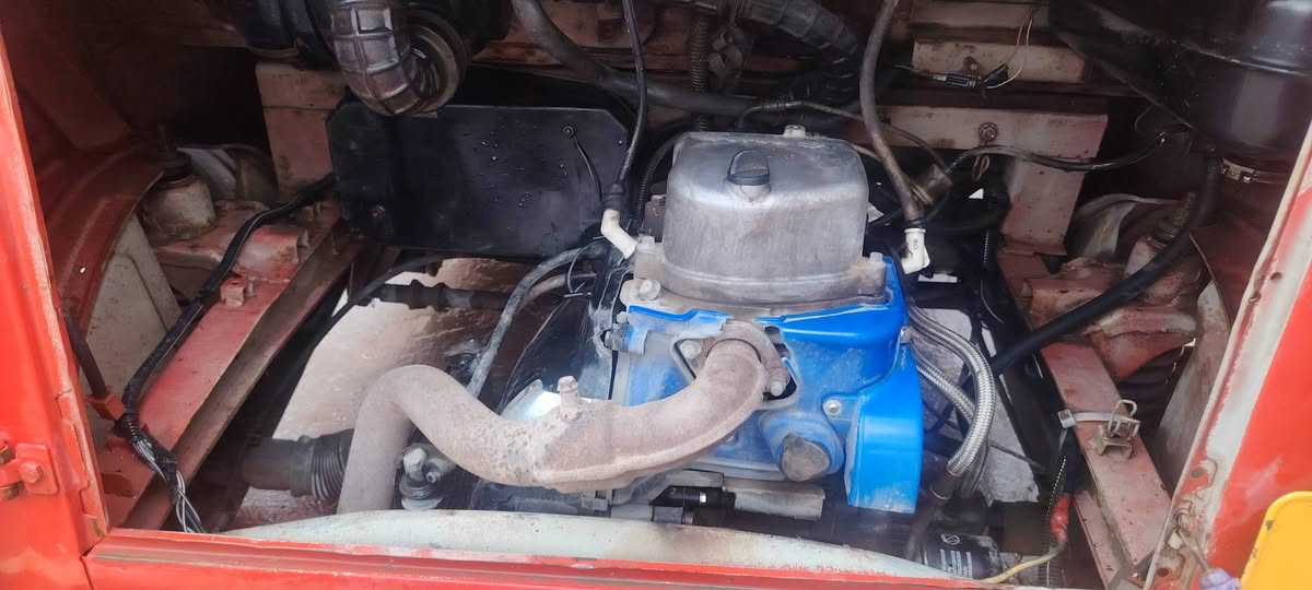 السلان عليكم
التكتك للبيع بيها ضربة مثل ما موضح بالصورة والدوسات معمرة موديل 18  التكتك خير من الله من ايدك للشارع للاستفسار ***********
السعر 4 ونص العنوان بغداد جسر ديالى
