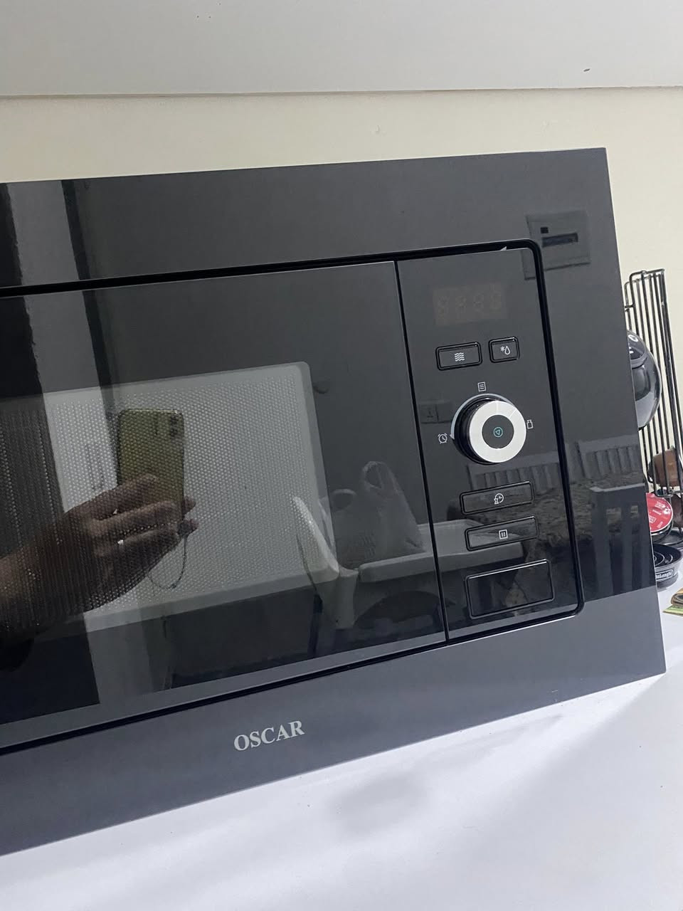 سلاوتان لێبێت بەڕێزان 
ئەم مایکرۆیەم هەیە بۆ فڕۆشتن هی ناو کەوانتەرە
ڕەنگی ڕەشە و شاشەیە  مارکەی ئۆسکاری ئیتاڵیتە تەنها بۆ تاقیکردنەوە ئیشی پیکراوە
بەشرتی ئەوە ئەیفرۆشم بچوکترین عەیب بچوکترین شوخوت چی بێت تای نەبێت وەک وابێت تازە لە پاکەت دەرکرابێت

شوێن سڵیمانی


**إذا كنت صاحب هذا الإعلان وتريد حذفه لأي سبب، رجاءا أرسل رسالة إلى الدعم الفني**