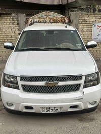 تاهو 2011 LTZ الون ابيض وارد كندي كلين حادثه خفيف  موضح بالسونار// للب...