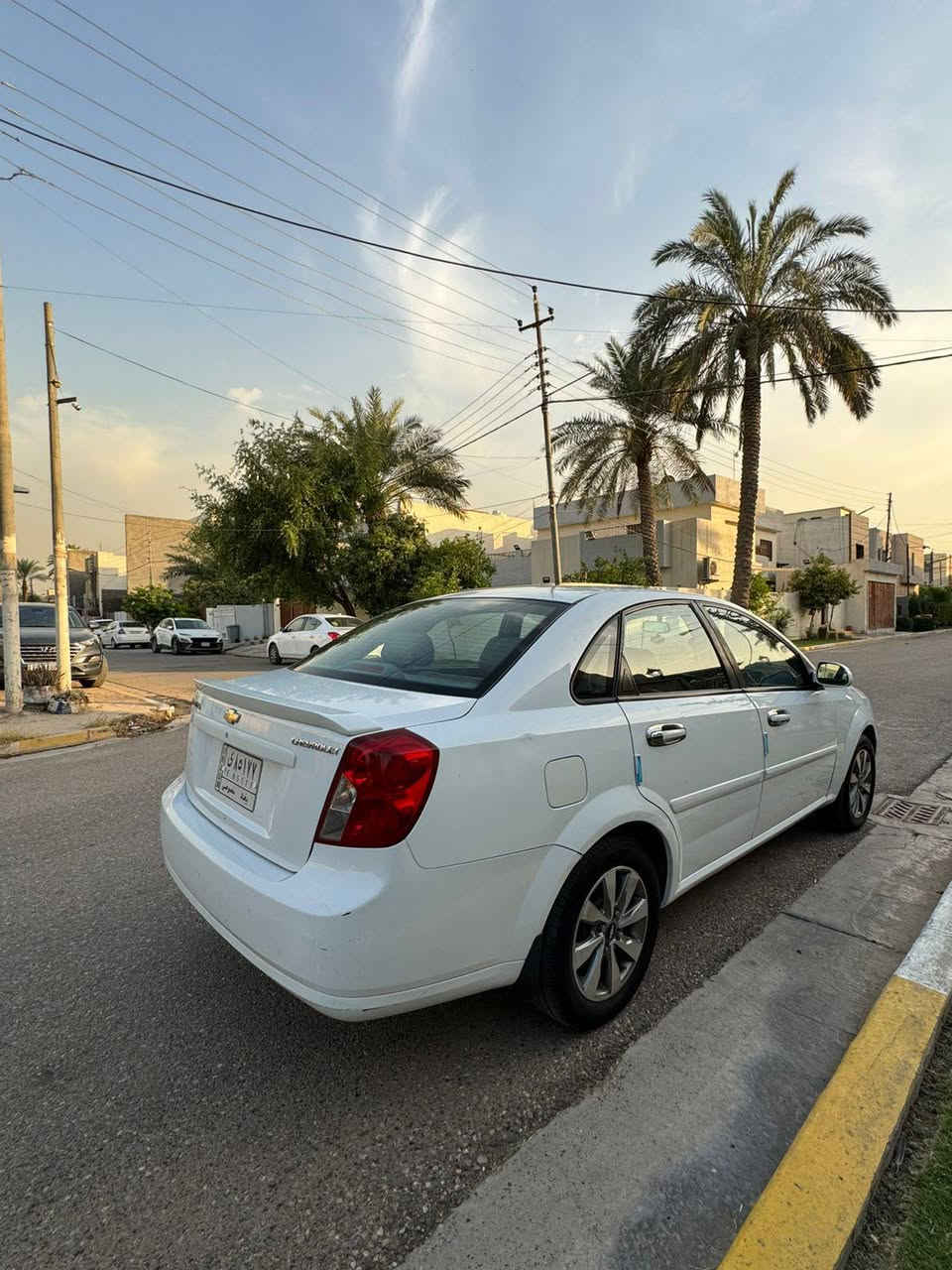 السلام عليكم 
اوبترا موديل 2012 الشركة العامة السيارة بيها الچاملغ الايمن الامامي مبدل و الاصلي موجود السيارة بدون صبغ بدون دواخل جاهزة و كاملة التبريد ثلج 
غرفة السيارة مدوشمة كاملة الارضيات و الكشنات و الاصليات على وضع الشركة 
السعر 85 و بيها مجال 
موقع السيارة بغداد العامرية 
الهاتف : *********** 
موجود وات ساب
