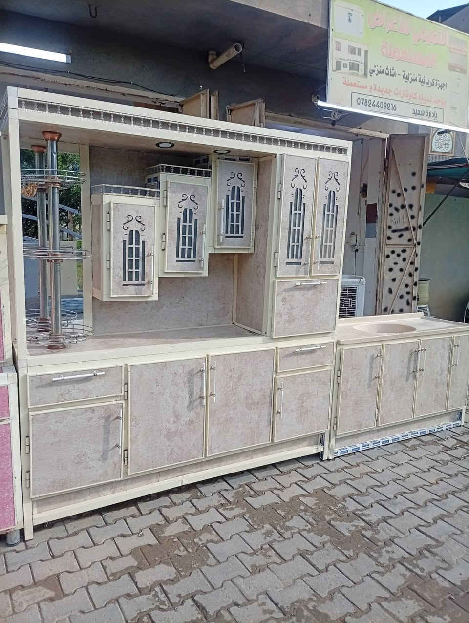 للبيع كاونتر مستعمل اخو الجديد العنوان مقابيل البطاقه الوطنية الاتصال ***********
