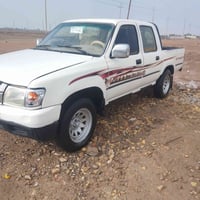 هايلوكس • ٢٠٠٦ • مكفول مكينة وكير