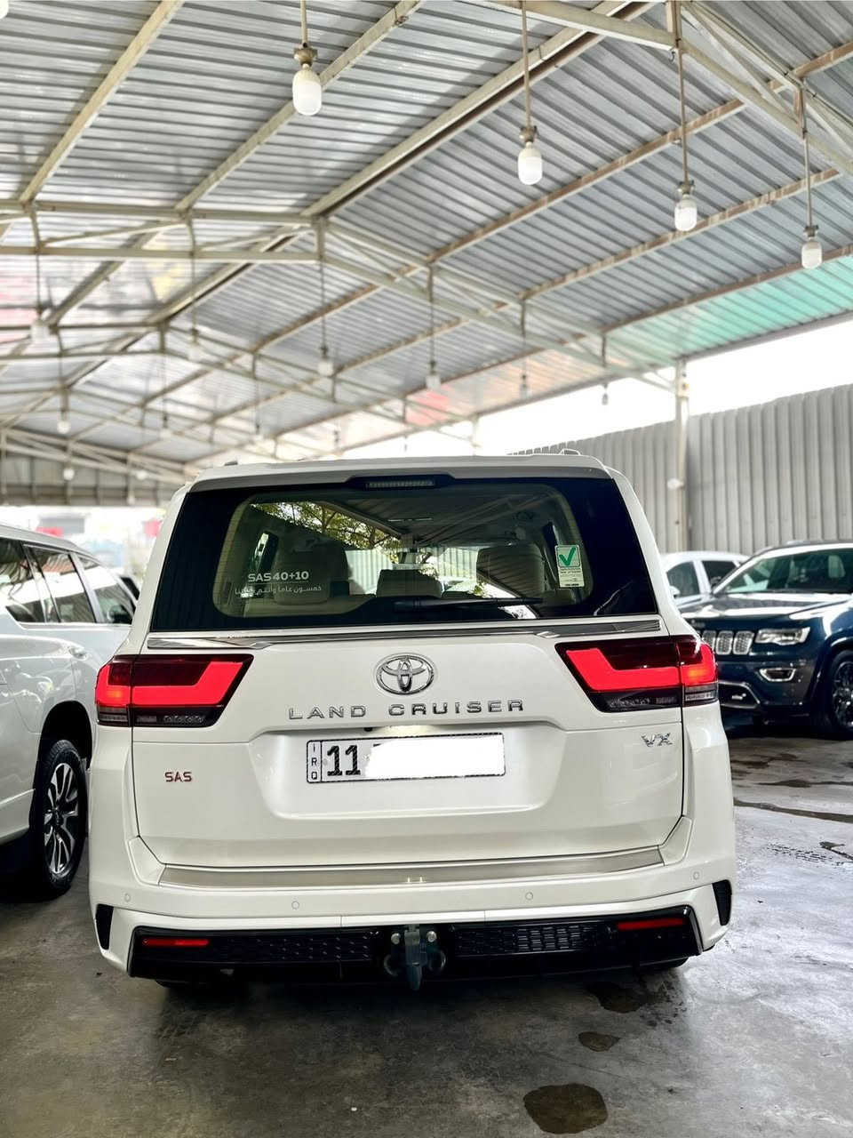 🚗 السلام علكيم للبيع او المراوس حسب القناعة 

Toyota Land Cruiser 2024

  تويوتا لاند كروزر 2024. 

ملاحضة / رقم السيارة بغداد مميز 

  🛣️  المسافة المقطوعة      - 26  الف كلم 
فقط 

------------------------------------------------------------ 

✅ المواصفات:  فول مواصفات 

VX فول مواصفات ضمان شركة ساس

✅ الموديل: 2024 

✅ الحالة: كفالة عامة من كلشي مغلفة ppf ضمان عشر سنوات سيارة جداً جديدة 

المواصفات : معروفة مواصفات VX 

📍 السيارة متوفرة في بغداد - الكريعات 

📞 للأستفسار الاتصال على الرقم ***********
